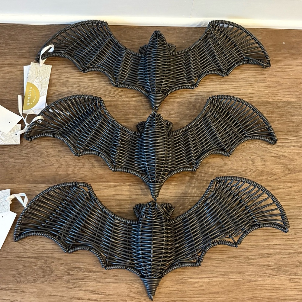 NWT Viral Anthropology Inspired Halloween Rattan Bat Set of Three - Picture 1 of 3